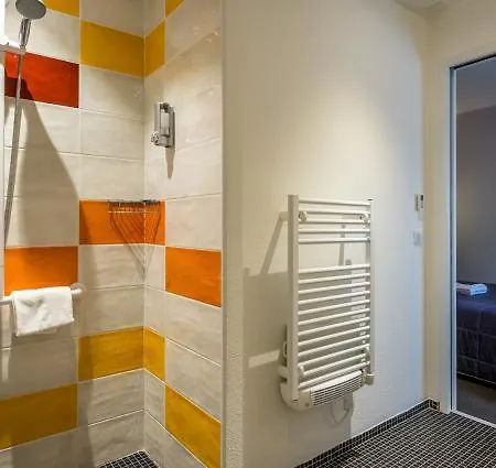 The Originals Access, Innostar 2*