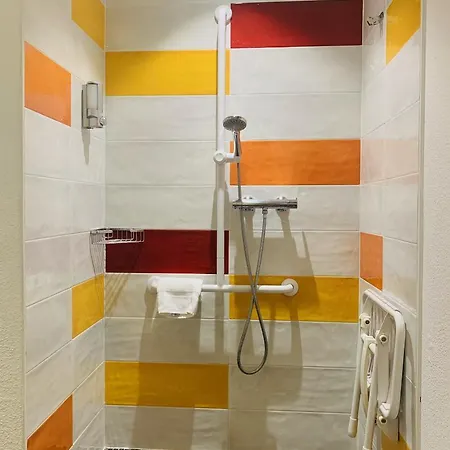 Hotel The Originals Access, Innostar 2*