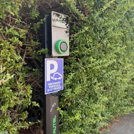 The Originals Access, Innostar Otel