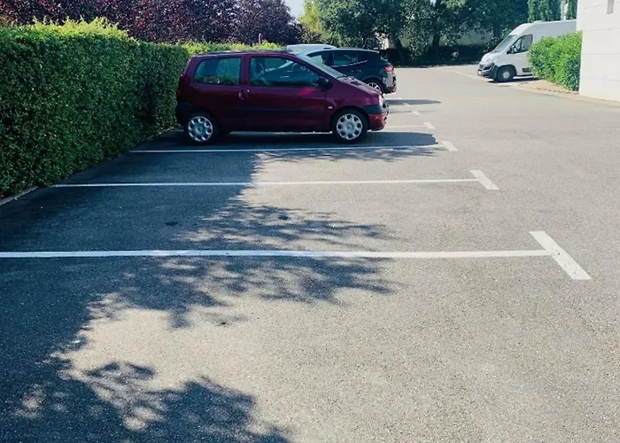 The Originals Access, Innostar 拉波格